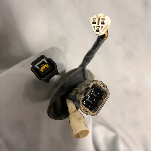 2006 Yamaha YZ250F CDI & Wiring Harness 5XC-85540-90-00 5XC-82509-00-00