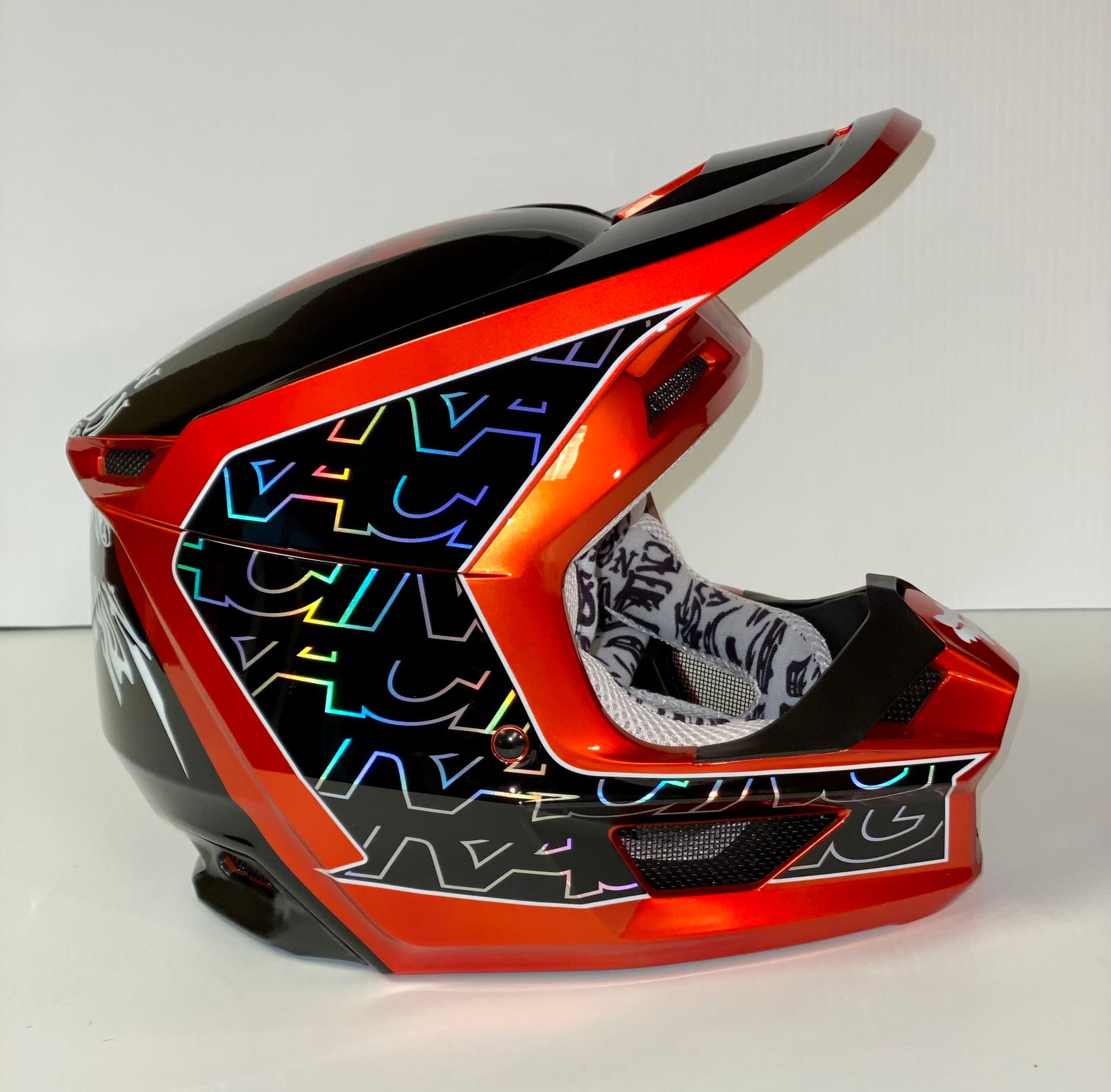 Fox V1 Peril Flo Red - Youth Large - New in Box