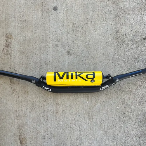 Mika Metals Pro Series Handlebars Mini
Low Bend 7/8 Inch Black/Yellow
