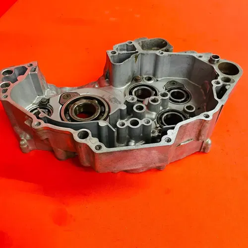YZ400F Engine Cases Matching Crank Case Genuine OEM YAMAHA WR YZ 400 F 1998-2000