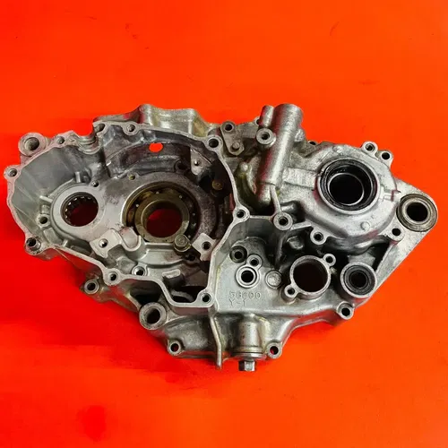 YZ400F Engine Cases Matching Crank Case Genuine OEM YAMAHA WR YZ 400 F 1998-2000