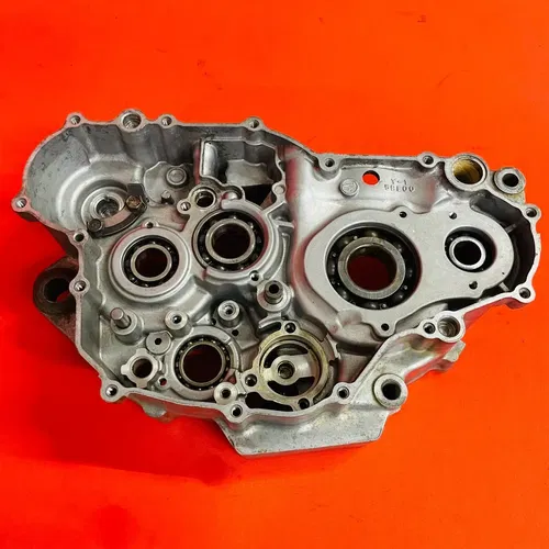 YZ400F Engine Cases Matching Crank Case Genuine OEM YAMAHA WR YZ 400 F 1998-2000