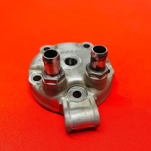 CR125 Cylinder Head Cap Top End Dome Genuine OEM HONDA CR 125 R ( 2000 - 2001 )