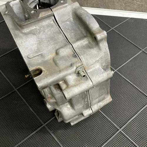 XL75 Engine Cases Right Left Crankcase Genuine OEM HONDA XL 75 1977 1978 1979