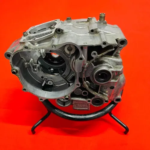 CRF150F ENGINE CASES LEFT RIGHT CRANKCASE GENUINE OEM HONDA CRF 150 F (2003-2005