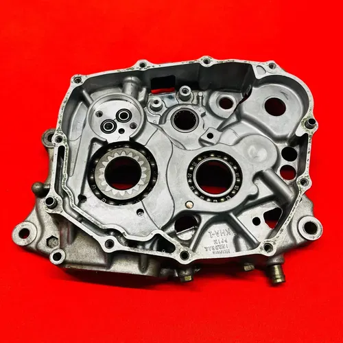 CRF150F ENGINE CASES LEFT RIGHT CRANKCASE GENUINE OEM HONDA CRF 150 F (2003-2005