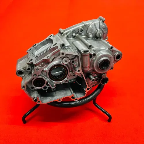 CRF150R ENGINE CASES CRANK CASE MOTOR GENUINE OEM HONDA CRF 150 R RB (2007-2024)