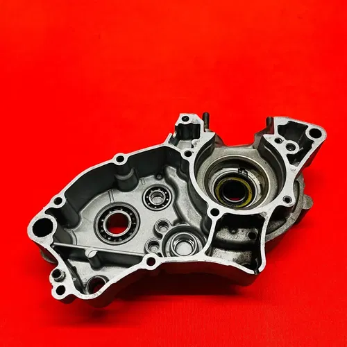 KX65 ENGINE CASES CRANKCASE BOTTOM END GENUINE OEM KAWASAKI KX RM 65 (2000-2005)