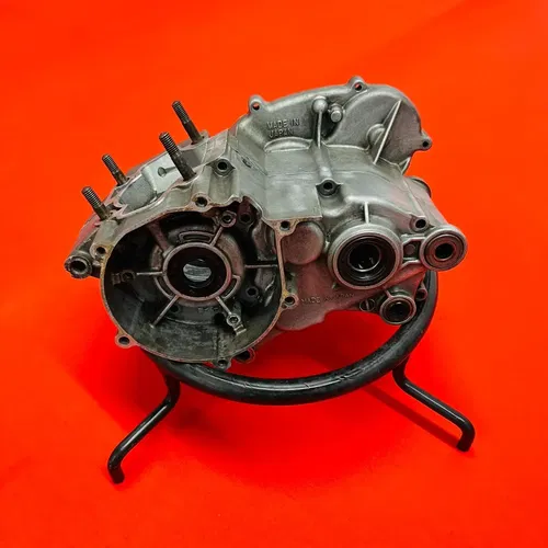 KX65 ENGINE CASES CRANKCASE BOTTOM END GENUINE OEM KAWASAKI KX RM 65 (2000-2005)