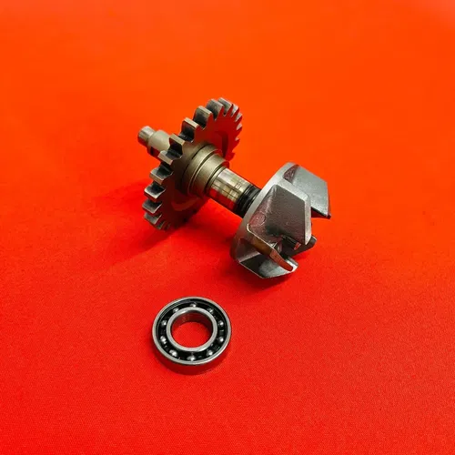 CR125 Water Pump Impeller Shaft Genuine OEM HONDA CR 125 R (1997-2004)
