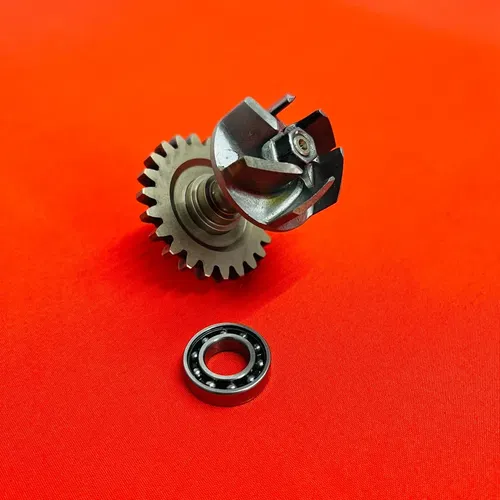 CR125 Water Pump Impeller Shaft Genuine OEM HONDA CR 125 R (1997-2004)