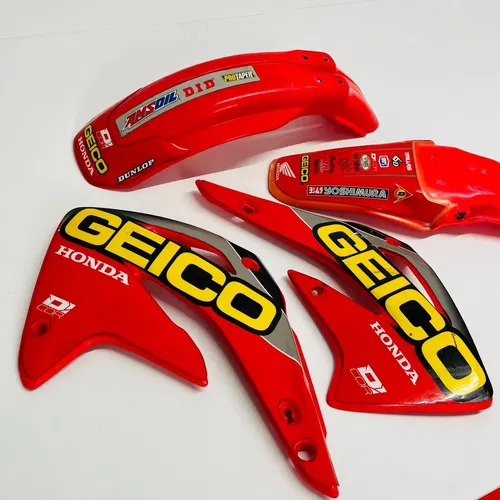CR85 PLASTICS KIT SHROUDS FENDERS GEICO UFO HONDA CR 85 R RB (2003-2008)