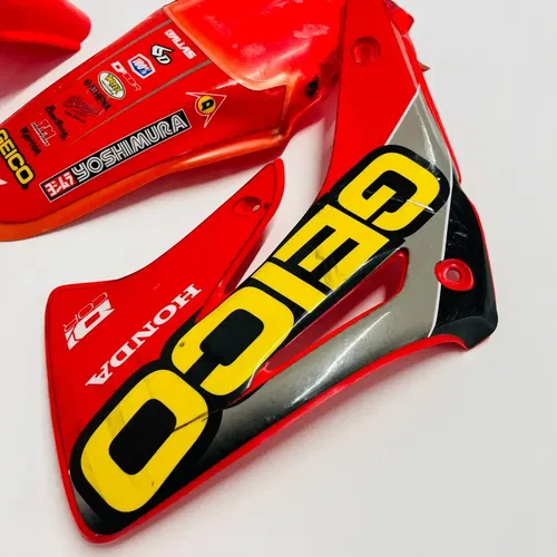 CR85 PLASTICS KIT SHROUDS FENDERS GEICO UFO HONDA CR 85 R RB (2003-2008)