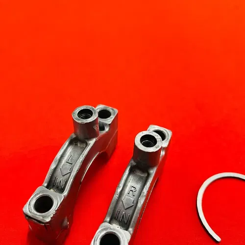 CRF250R CAM CAPS CAMSHAFT HOLDER MOUNT TOWER GENUINE OEM HONDA CRF 250 R (04-07)