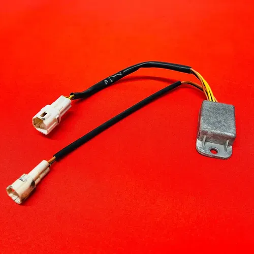 RM250 CHARGE CONTROL CONDENSER REGULATOR GENUINE OEM SUZUKI RM 250 (1996-2000)