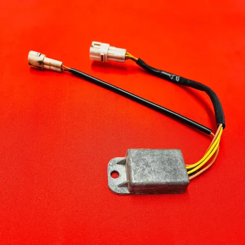 RM250 CHARGE CONTROL CONDENSER REGULATOR GENUINE OEM SUZUKI RM 250 (1996-2000)