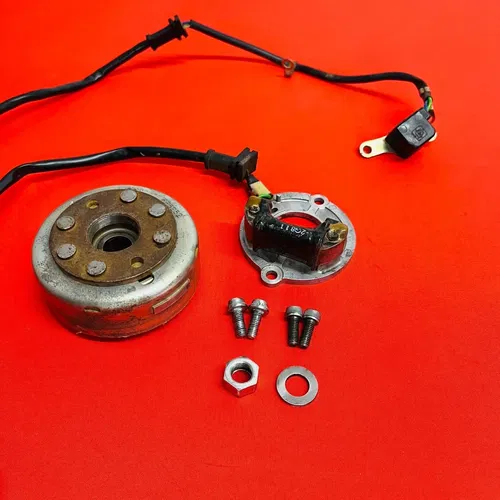 CR85 STATOR FLY WHEEL MATCHING MAGNETO GENUINE OEM HONDA CR 80 85 R B 1996-2004