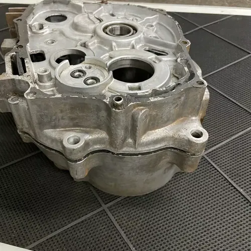 1978 XL75 CRANK CASES BOTTOM END ENGINE GENUINE (1977-1979) OEM HONDA XL 75