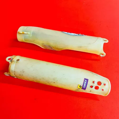CRF250R FORK GUARDS COVERS PLASTICS SHIELDS GENUINE OEM HONDA CRF 250 450 R X