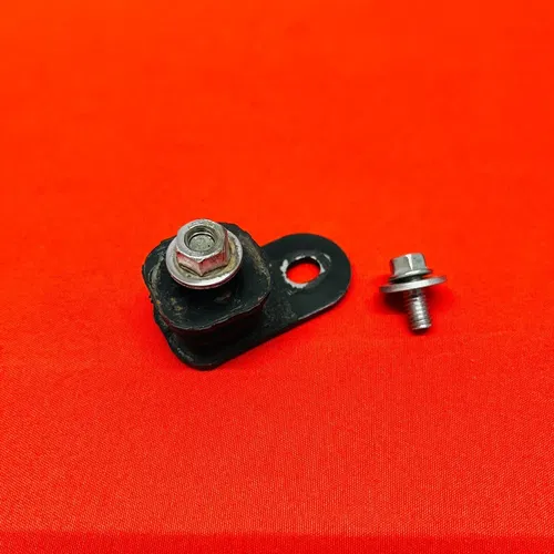 KX500 EXHAUST PIPE MOUNT BRACKET HANGER GENUINE OEM KAWASAKI KX 500 E(1989-2004)