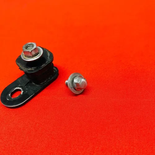 KX500 EXHAUST PIPE MOUNT BRACKET HANGER GENUINE OEM KAWASAKI KX 500 E(1989-2004)