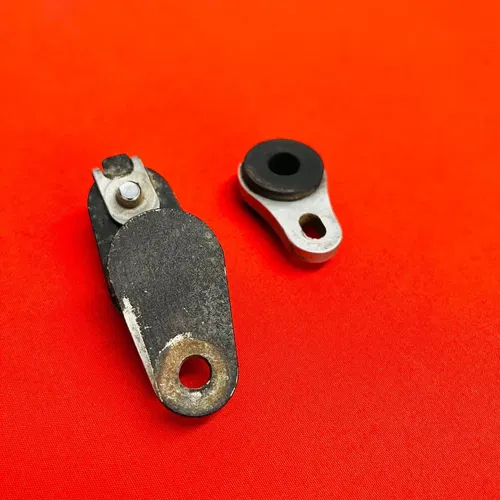 CR85 EXHAUST PIPE MOUNTS BRACKET HANGER GENUINE OEM HONDA CR 80 85 R B (96-08)