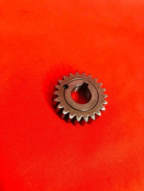 KX60 PRIMARY DRIVE GEAR CRANK OEM GENUINE KAWASAKI KX 60 RM