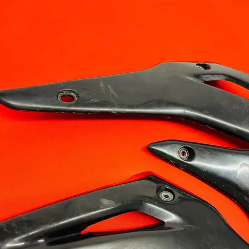 CR85 SHROUDS BLACK PLASTICS TANK COVERS UFO HONDA CR 85 R RB (2003-2008)