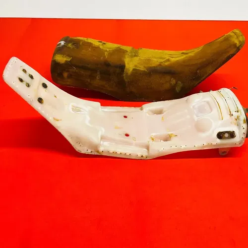 CR125 SEAT PAN TRAY FOAM CUSHION GENUINE OEM HONDA CR 125 R (1984-1986)
