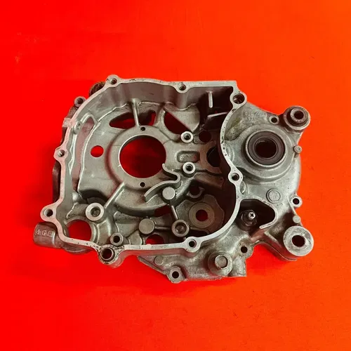 TTR90 Engine Case Left Side Crankcase Genuine OEM YAMAHA TTR 90 E