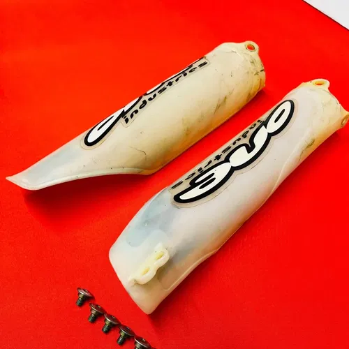 CRF250R Fork Guards Covers Plastics Genuine OEM HONDA CRF 250 R (2004-2008)