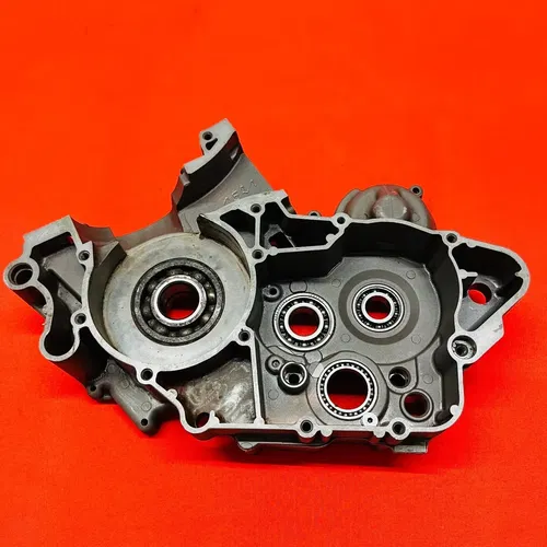 KTM200 Engine Cases Crankcase Bottom End Genuine OEM KTM 200 SX EXC MXC (98-05)