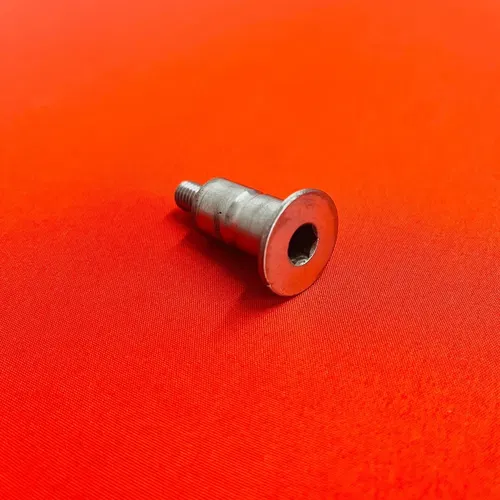 CR85 REAR BRAKE LEVER BOLT PEDAL GENUINE OEM HONDA CR 80 85 R B (1996-2008)