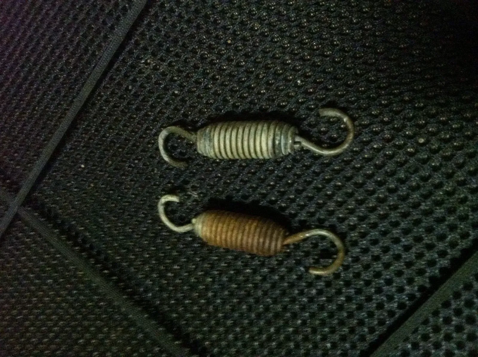 RM 125 EXHAUST PIPE MUFFLER SPRINGS KIT HOLDER STAY HANGERS