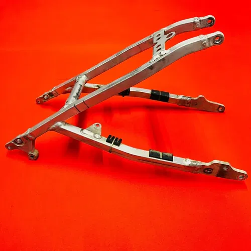 KX250F SUB FRAME SUBFRAME CHASSIS GENUINE OEM KAWASAKI KX 250 F (2016-2019)