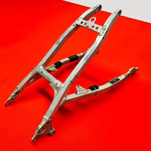 KX250F SUB FRAME SUBFRAME CHASSIS GENUINE OEM KAWASAKI KX 250 F (2016-2019)