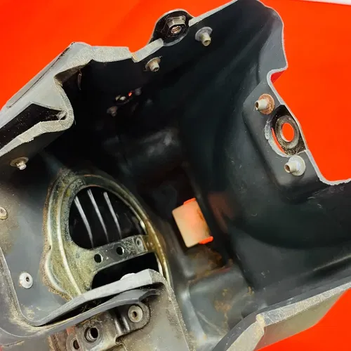 CR85 AIR BOX AIRBOX INTAKE BOOT GENUINE OEM HONDA CR 85 R RB (2003-2008)