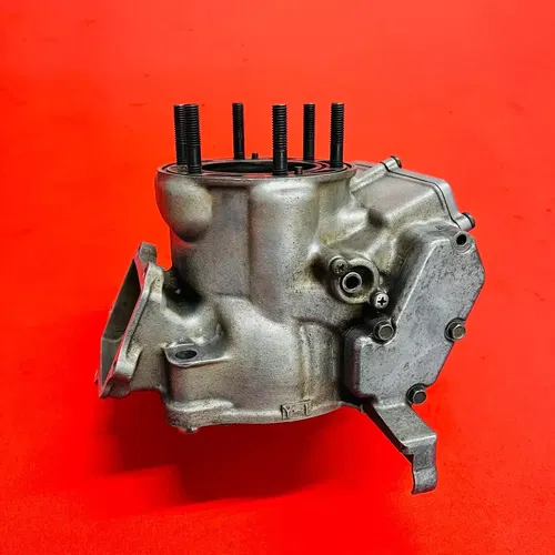 YZ250 CYLINDER JUG COMPLETE POWER VALVES GENUINE OEM YAMAHA YZ 250 (2002-2005)