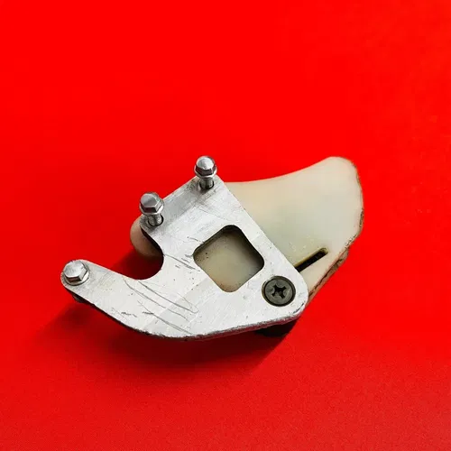 CR85 CHAIN GUIDE GUARD GENUINE OEM HONDA CR 80 85 R B (1996-2008)