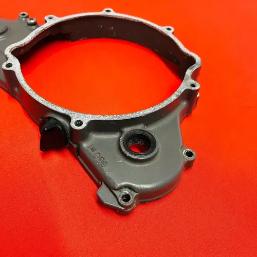 RM250 CLUTCH COVER INNER ENGINE CASE GENUINE OEM SUZUKI RM 250 (1996-2000)