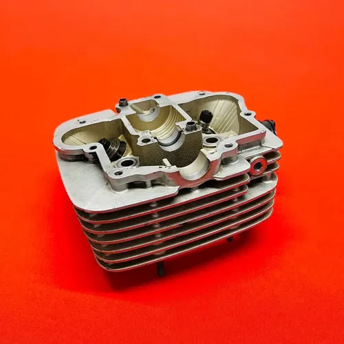 DRZ125 CYLINDER HEAD DAMAGED OEM GENUINE SUZUKI DR-Z DRZ 125 L (2003-2019)