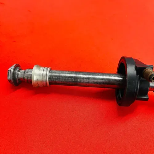 YZ250 Front Axle Complete Wheel Bolt Genuine OEM YAMAHA YZ 250 (1999-2004)