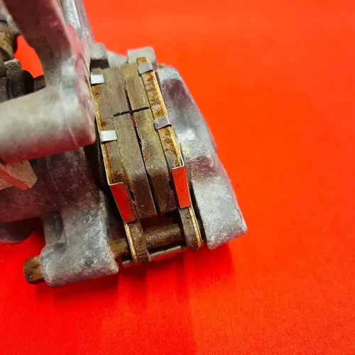 CR85 REAR BRAKE COMPLETE BRAKES CALIPER GENUINE OEM HONDA CR 80 85 R (1996-2008)