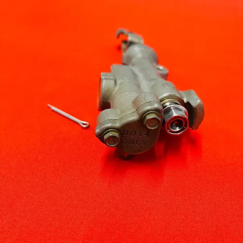 CRF150R REAR BRAKE MASTER CYLINDER GENUINE OEM HONDA CRF 150 R RB (2007-2024)