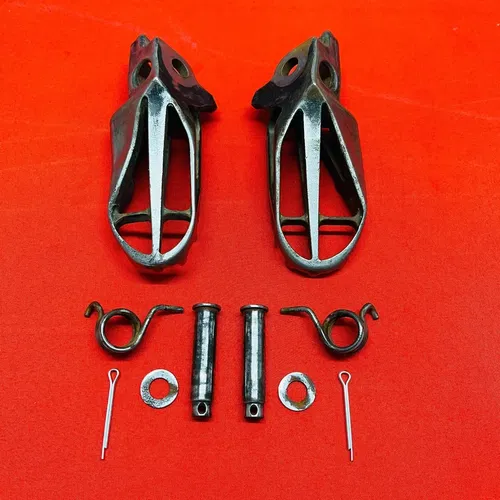 CRF250R Footpegs Kit Foot Pegs Rests Genuine OEM HONDA CRF 250 R 2004-2008