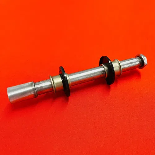KX250F FRONT AXLE COMPLETE WHEEL BOLT GENUINE OEM KAWASAKI KX 250 F (2013-2018)