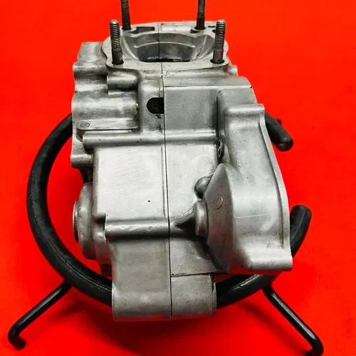 CR85 ENGINE CASES MATCHING CRANK CASE GENUINE OEM HONDA CR 80 85 R B (2005-2007)