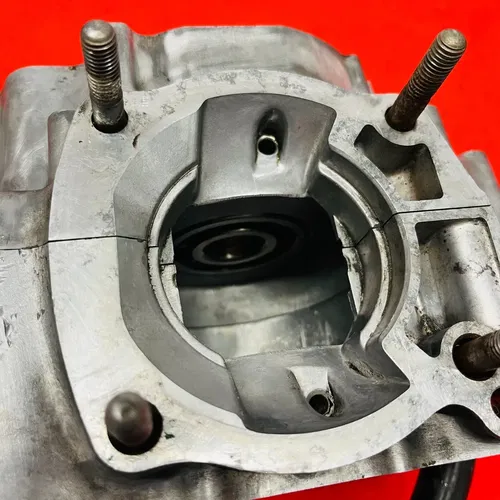 CR85 ENGINE CASES MATCHING CRANK CASE GENUINE OEM HONDA CR 80 85 R B (2005-2007)