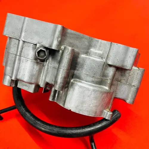 CR85 ENGINE CASES MATCHING CRANK CASE GENUINE OEM HONDA CR 80 85 R B (2005-2007)