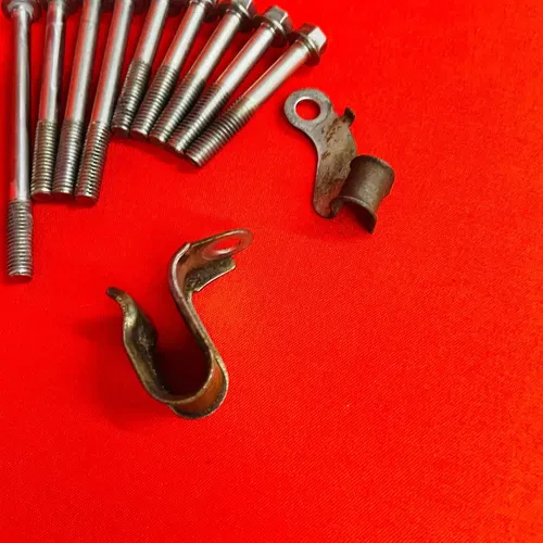 TTR110 CRANK CASE BOLT KIT ENGINE BOLTS HARDWARE GENUINE OEM YAMAHA TTR 110 E